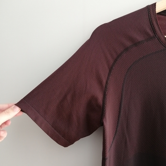 Lululemon Men's Metal Vent Tech Short Sleeve 2.0 in Magma Sequoia Ombre Small - Picture 7 of 16